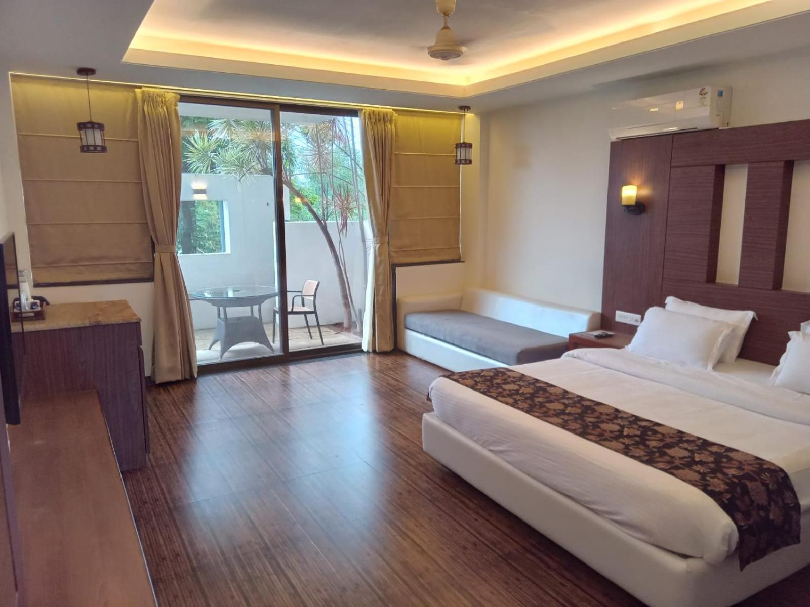 Energise Soul Retreat Trimbakeshwar Nashik Hotel Kültér fotó